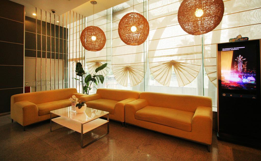 Yi-Wu Commatel Hotel Guangzhou Exterior foto